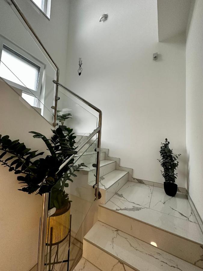 Rooms Slavonski Brod Exterior foto
