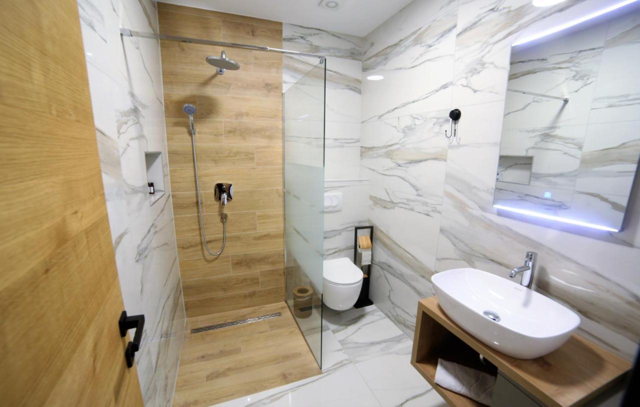 Rooms Slavonski Brod Exterior foto